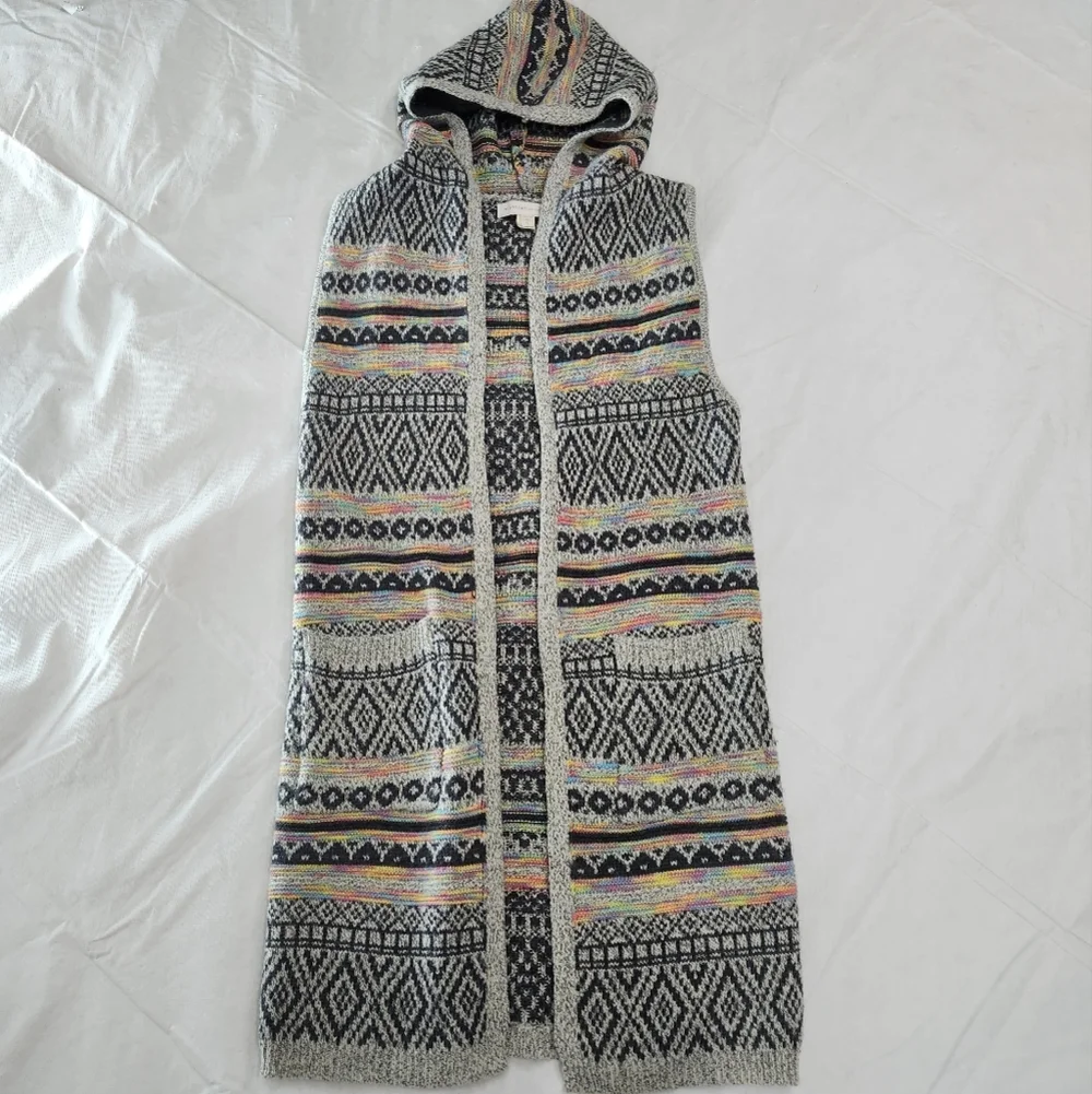 Monteau Size Small Multicolor Patterned Knit Vest